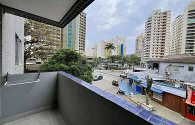 Imagem 3: Apartamento reformado com varanda na Praia das Asturias, Guaruja
