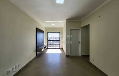 Imagem: O apartamento possui 3 Dormitórios, 2 Banheiros, 2 Vagas na