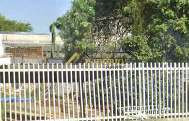 Imagem: O terreno possui 396m² de Área e está localizado em Bacacheri