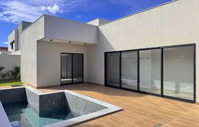 Imagem 2: Casa de alto padrão à venda em condominio club com 260 metros quadrados com 4 suítes. CREC