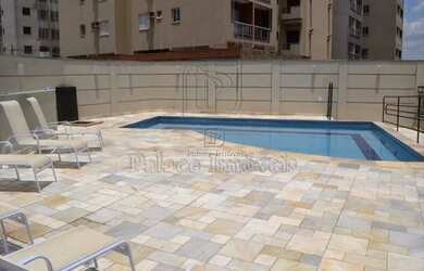 Imagem: O apartamento possui 1 Dormitório, 1 Banheiro, 1 Vaga na garagem