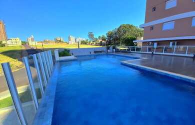 Imagem: O apartamento possui 3 Dormitórios, 5 Banheiros, 3 Vagas na