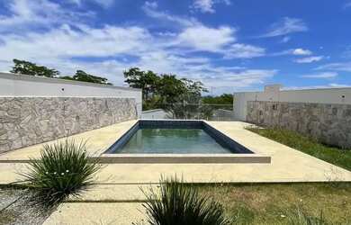 Imagem: A casa em condomínio possui 5 Dormitórios, 5 Banheiros, 4