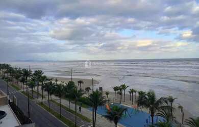 Imagem: O apartamento possui 3 Dormitórios, 2 Banheiros, 2 Vagas na