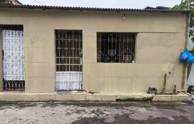 Imagem: A casa possui 3 Dormitórios e 3 Banheiros e está localizado