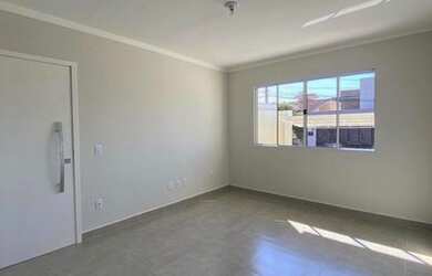 Imagem 4: Atibaia - Casa Padrão - Jardim do Lago