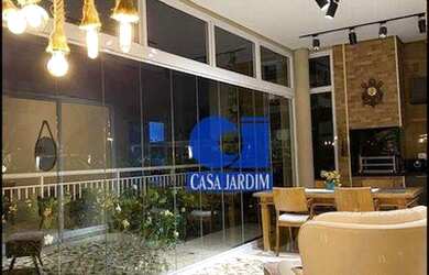 Imagem: O apartamento possui 3 Dormitórios, 5 Banheiros, 2 Vagas na