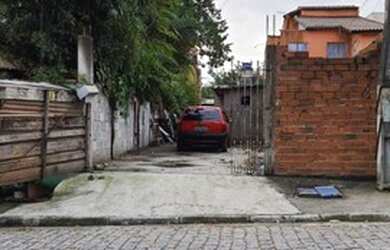 Imagem: O terreno possui 300m² de Área e está localizado em Vila