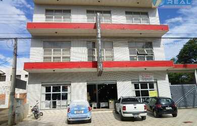 Imagem: O depósito possui 5 Vagas na garagem, 1.250m² de Área e