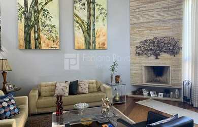 Imagem: A casa em condomínio possui 4 Dormitórios, 5 Banheiros, 5