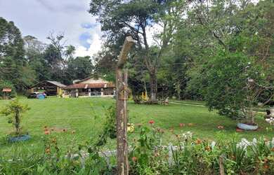 Imagem 4: Maravilhosa chácara em Pinhalzinho, circuito das águas Paulista área 4.000 m² casa com 04