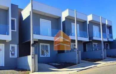 Imagem: A casa possui 2 Dormitórios, 1 Banheiro, 1 Vaga na garagem