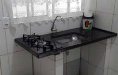 Imagem: A kitnet possui 1 Dormitório, 1 Banheiro e está localizado