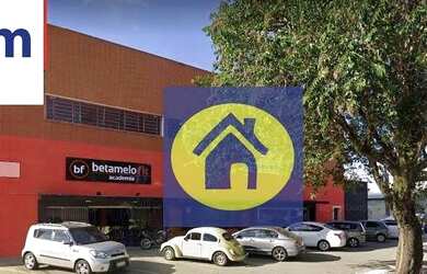 Imagem: O depósito possui 5 Vagas na garagem, 600m² de Área e está