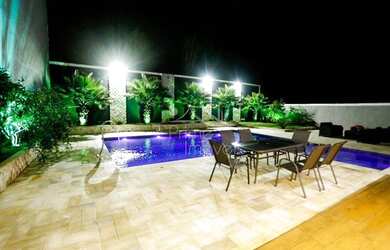 Imagem 1: Casa de luxo para venda no Condomínio Arujazinho I, II e III