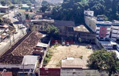 Imagem 4: Área, 4000 m² - venda por R$ 3.800.000,00 ou aluguel por R$ 8.000,00/mês - Barreto - Niter