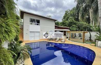 Imagem: A casa em condomínio possui 3 Dormitórios, 3 Banheiros, 2