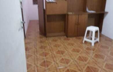 Imagem: A kitnet possui 1 Dormitório, 1 Banheiro, 1 Vaga na garagem