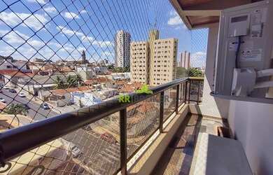 Imagem: O apartamento possui 3 Dormitórios, 2 Banheiros, 1 Vaga na