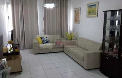 Imagem: O apartamento possui 3 Dormitórios, 1 Banheiro, 1 Vaga na garagem