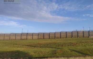 Imagem: O terreno possui 250m² de Área e está localizado em Jardim