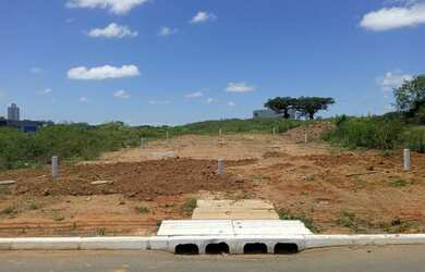 Imagem: O terreno possui 291m² de Área e está localizado em Passo