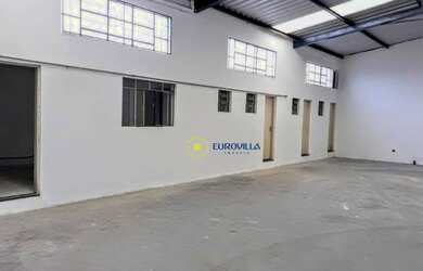 Imagem: O depósito possui 360m² de Área e está localizado em Jardim