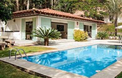 Imagem 1: Casa Espetacular em condomínio à 10 minutos de Itaipava -RJ