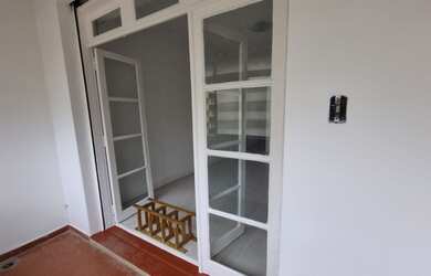 Imagem: O apartamento possui 2 Dormitórios, 1 Banheiro, 70m² de Área