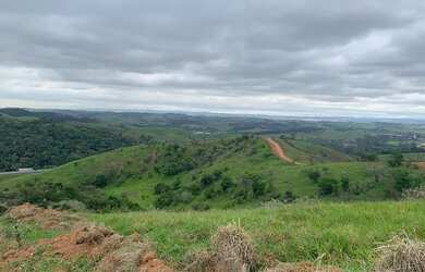 Imagem 5: Apenas 3km do asfalto. 2.500m² de Área