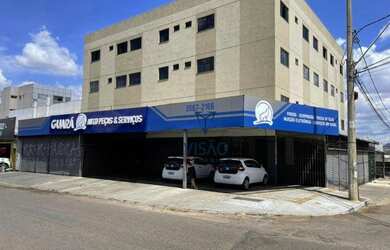 Imagem: O apartamento possui 2 Dormitórios, 1 Banheiro e 64m² de Área