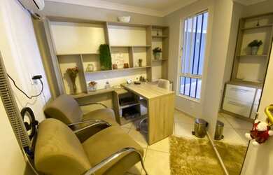 Imagem: O depósito possui 2 Vagas na garagem e está localizado em