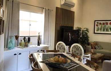 Imagem: A casa em condomínio possui 3 Dormitórios, 5 Banheiros, 4