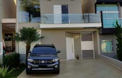 Imagem: A casa em condomínio possui 3 Dormitórios, 4 Banheiros, 2