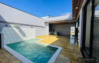 Imagem: A casa em condomínio possui 3 Dormitórios, 5 Banheiros, 4