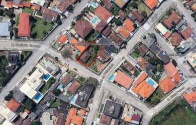 Imagem: O terreno possui 423m² de Área e está localizado em Capoeiras