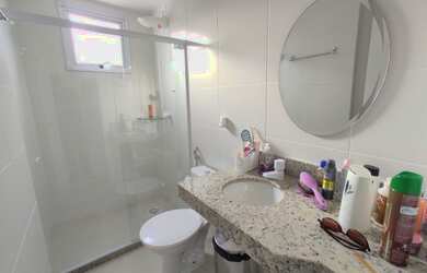 Imagem 10: Apartamento bem localizado a poucos metros do mar Faça contato em ligação...