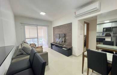 Imagem 2: Maravilhoso Apartamento, andar alto com vista livre, sacada na sala fechada em vidros em S