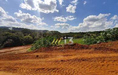 Imagem: O terreno possui 360m² de Área e Imóvel novo e está localizado