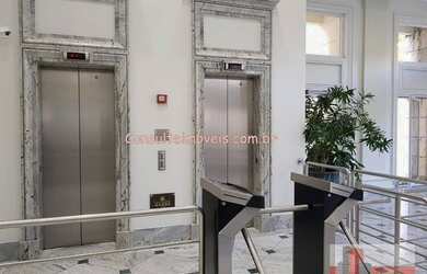 Imagem: O depósito possui 4 Vagas na garagem e 109m² de Área e está