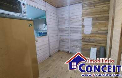 Imagem 9: C607 - Residência mista em região de moradores no balneário Albatroz