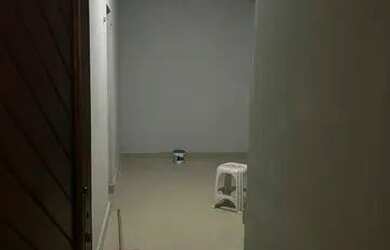 Imagem: A casa possui 3 Dormitórios, 2 Banheiros, 3 Vagas na garagem