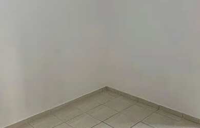 Imagem: A kitnet possui 1 Dormitório, 1 Banheiro, 1 Vaga na garagem