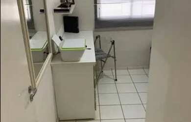 Imagem: A casa possui 2 Dormitórios, 1 Banheiro, 1 Vaga na garagem