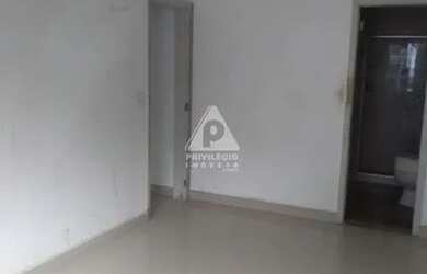 Imagem 1: Apartamento à venda, 2 quartos, 1 suíte, 1 vaga, Tijuca - RIO DE JANEIRO/RJ