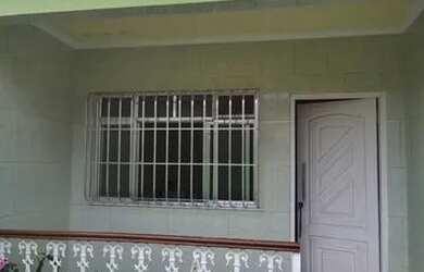 Imagem: A casa possui 3 Dormitórios, 1 Banheiro, 90m² de Área e