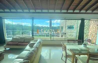 Imagem: A casa em condomínio possui 5 Dormitórios, 5 Banheiros, 2