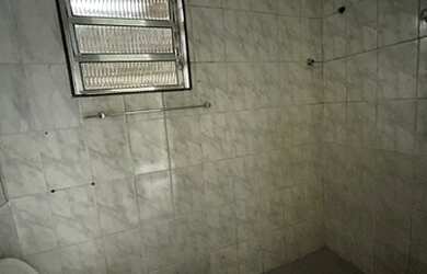 Imagem 11: Casa térrea com escada para acesso em vila - Não precisa de Fiador e...