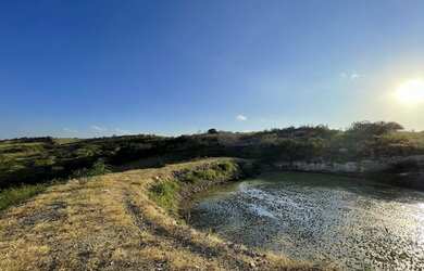 Imagem: O terreno possui 20.000m² de Área e está localizado em Serra
