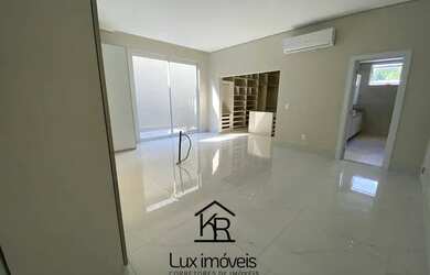 Imagem 3: 4 suítes, fino acabamento na Ponta Negra, aceita financiamento